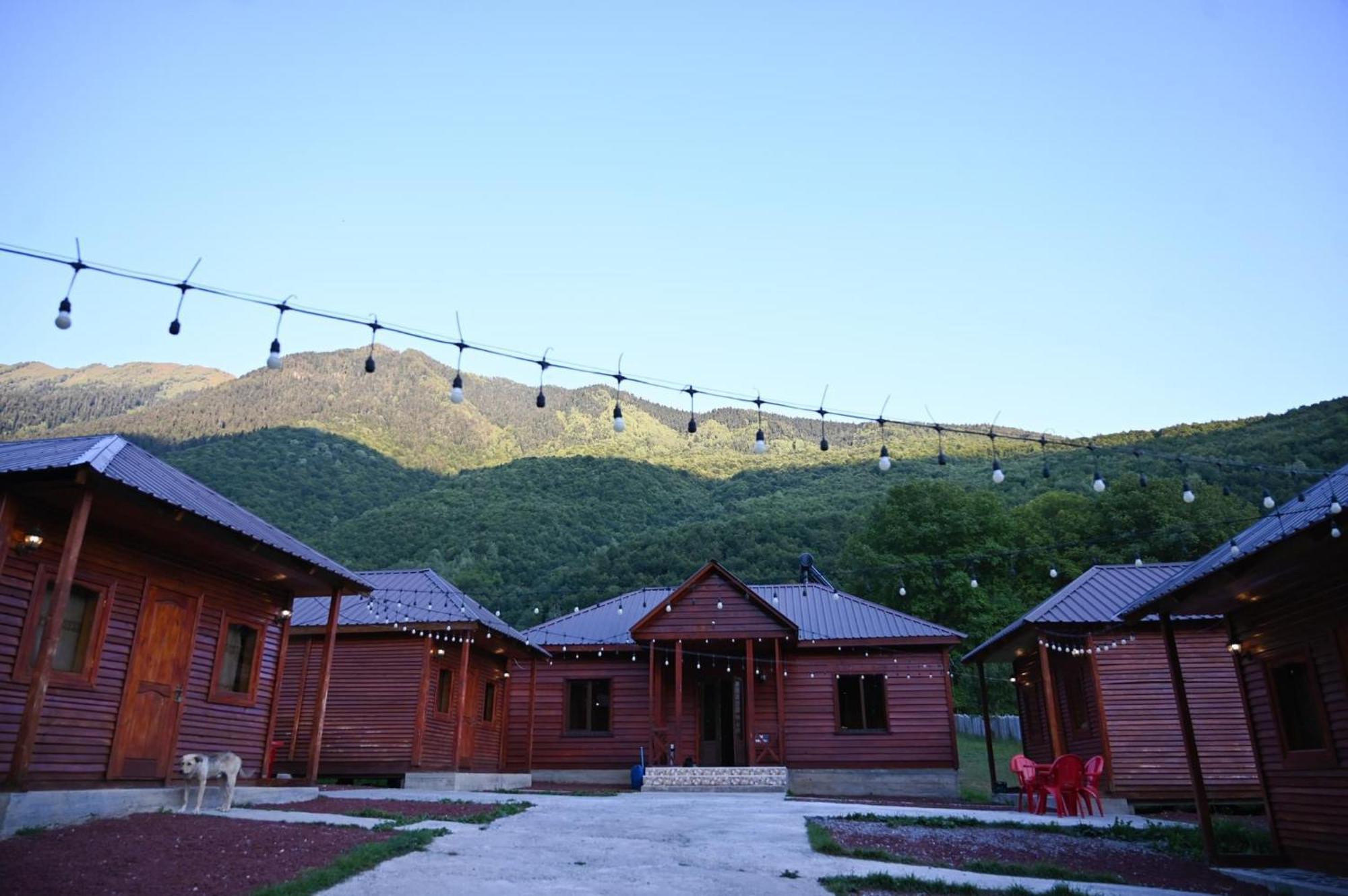 Guest House Ushba Gate 梅斯蒂亚 外观 照片